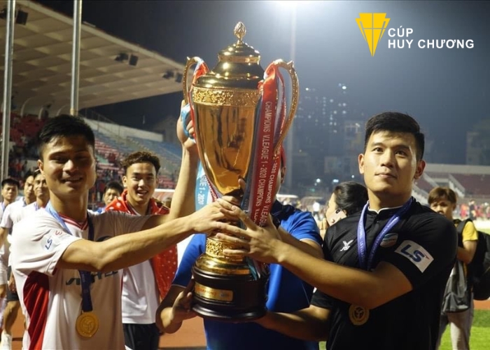 ban cup bong da tai binh duong (8)