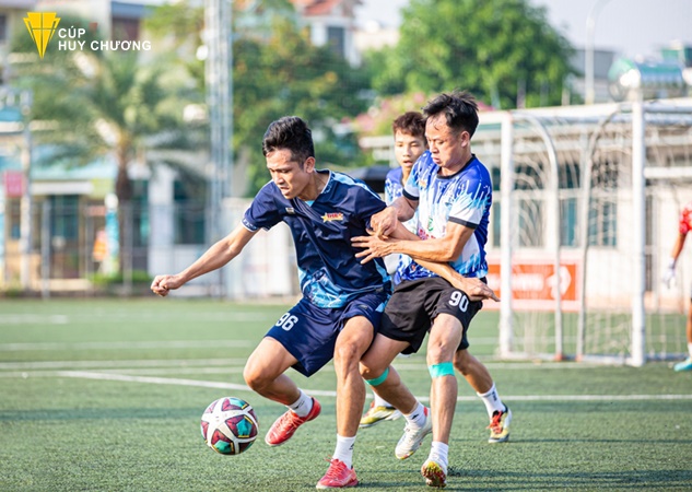 Cúp bóng đá doanh nghiệp (2)