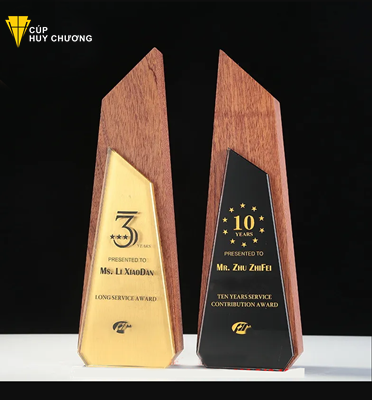 cúp vinh danh gỗ (3)