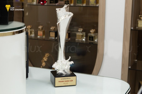 cúp vinh danh mạ bạc (4)