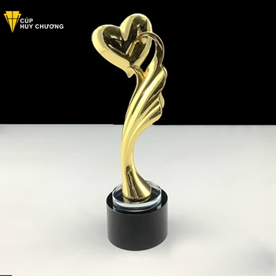 cúp vinh danh pha lê cao cấp khắc logo công ty (76)