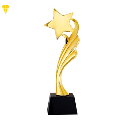đặt làm cúp vinh danh theo mẫu riêng (1)
