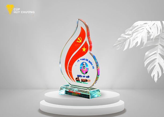 Đặt làm kỷ niệm chương tại Hà Nội (3)