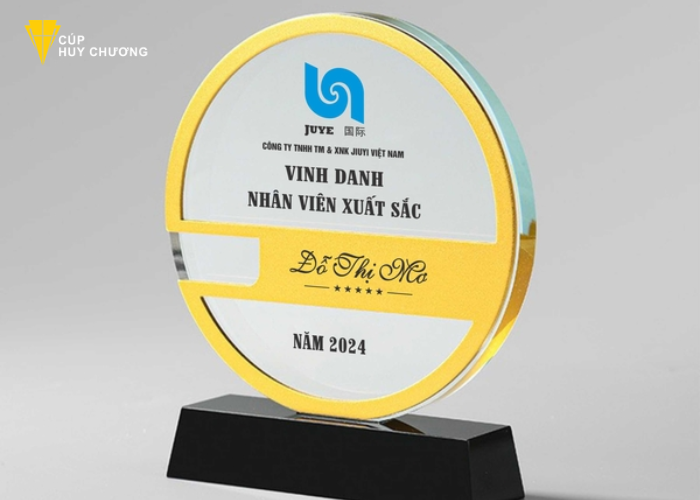 Đặt làm kỷ niệm chương tại Hà Nội (9)