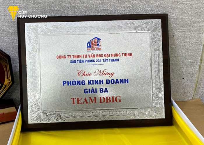 Mua kỷ niệm chương Quảng Nam (7) Mua kỷ niệm chương Quảng Nam (7)