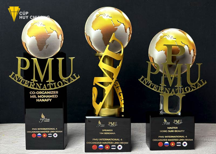 Xưởng kỷ niệm chương Hải Dương (4) Xưởng kỷ niệm chương Hải Dương (4)